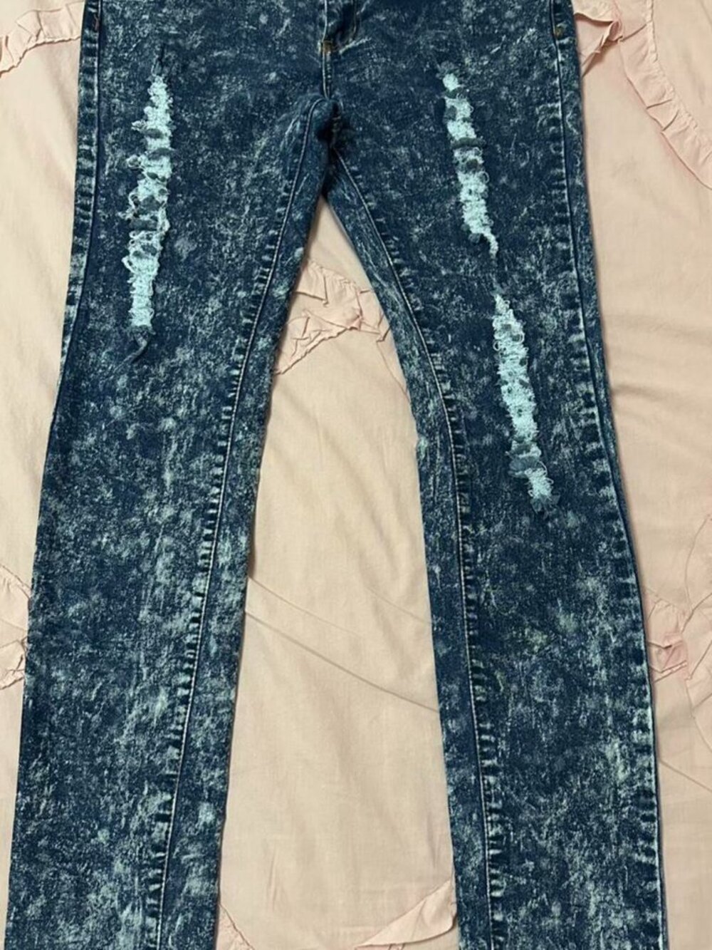 Y2K VIP Jeans blue acid wash skinny jeans with distressed details. NWOT!